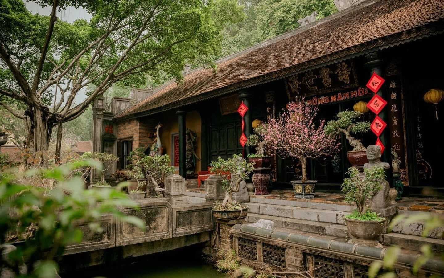 Việt Phủ Thành Chương