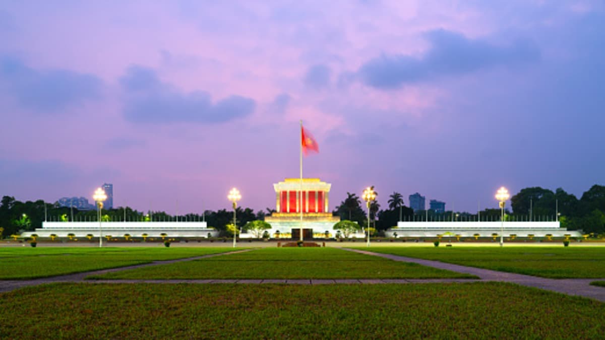 Quảng trường Ba Đình Hà Nội  - ảnh địa điểm 3