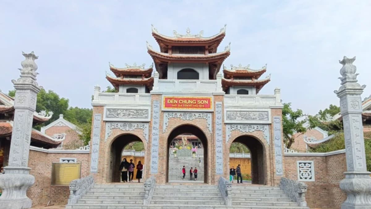 Đền Chung Sơn